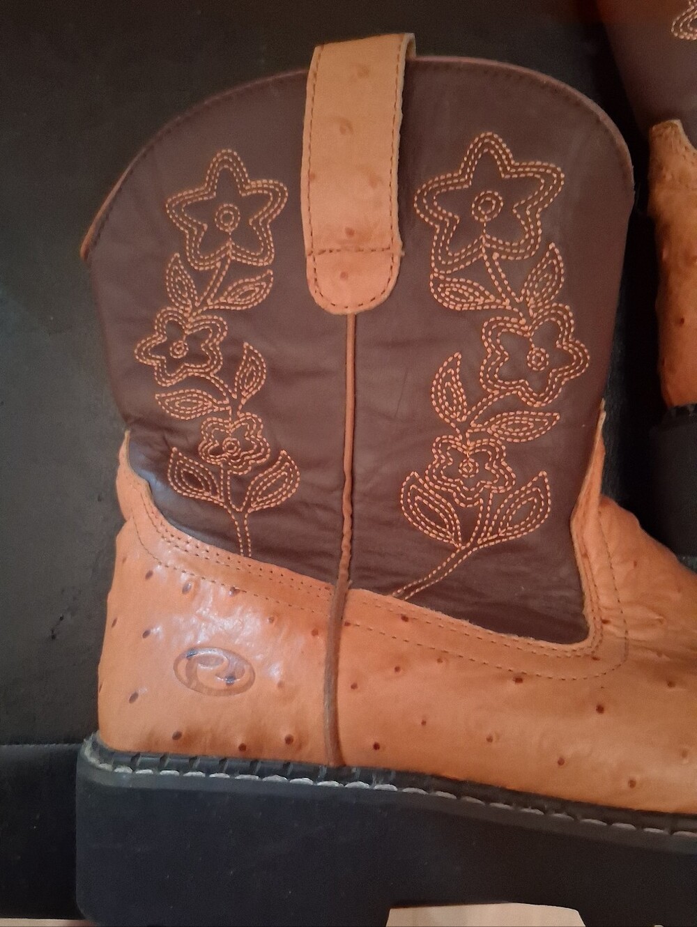 Roper Two-Tone Brown/Tan Western Ankle Boots - Picture 3 of 9
